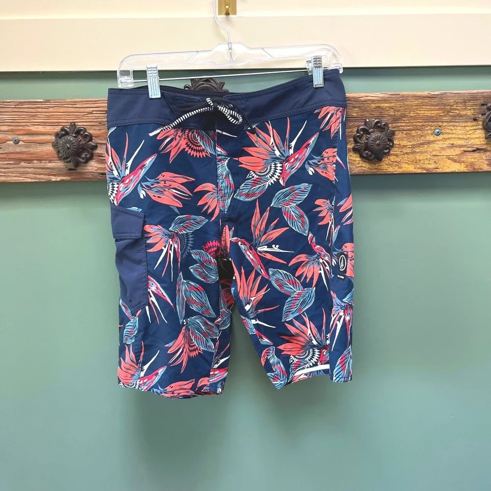 Volcom‎ Mens Board Shorts 29 Navy Blue Floral Bird of Paradise Swim Trunks Cargo